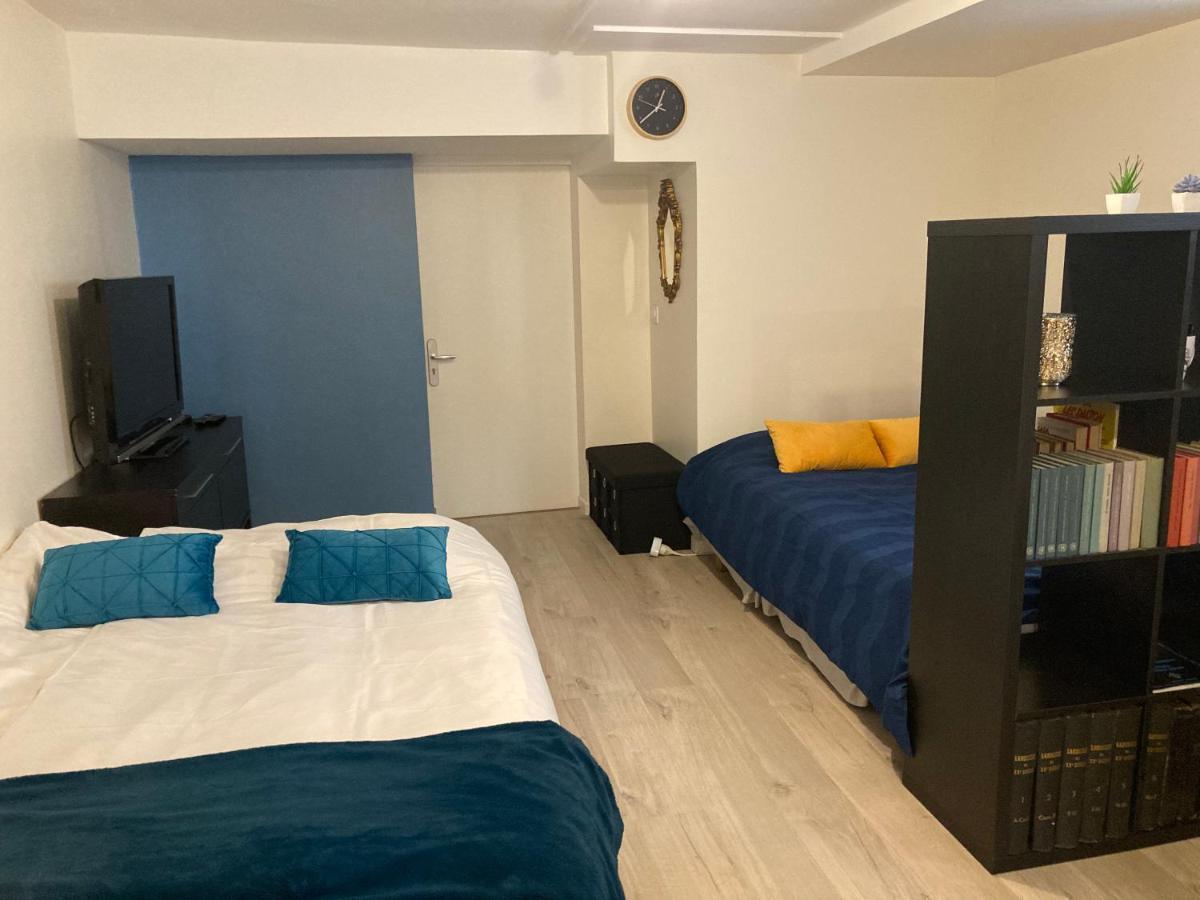 Une Chambre Chez Nous, A 12 Minutes De Paris Malakoff Exterior photo