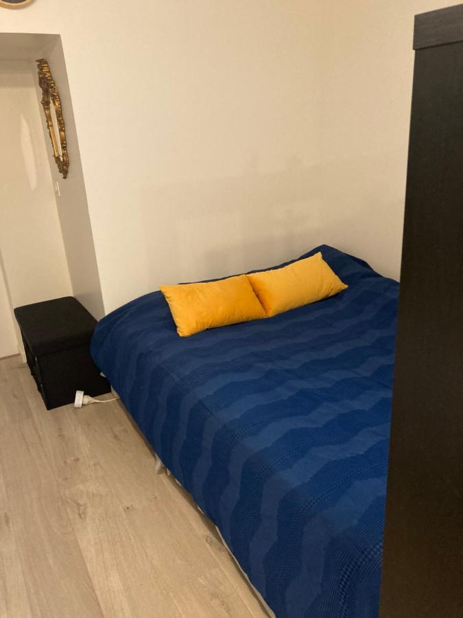Une Chambre Chez Nous, A 12 Minutes De Paris Malakoff Exterior photo