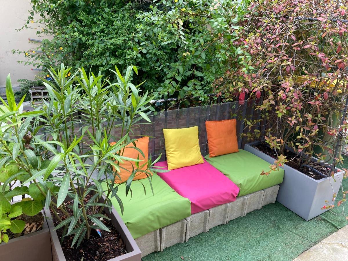 Une Chambre Chez Nous, A 12 Minutes De Paris Malakoff Exterior photo