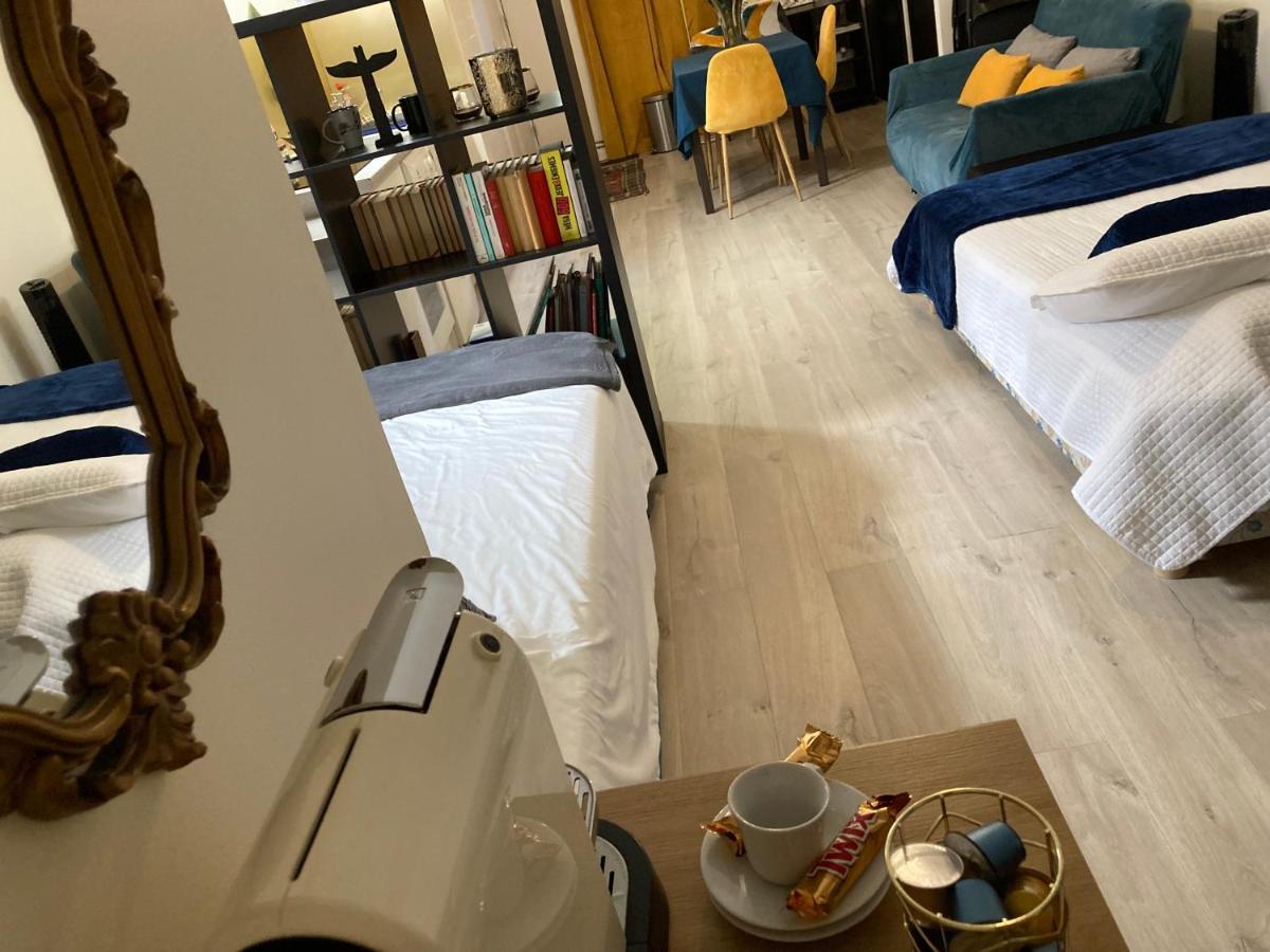 Une Chambre Chez Nous, A 12 Minutes De Paris Malakoff Exterior photo